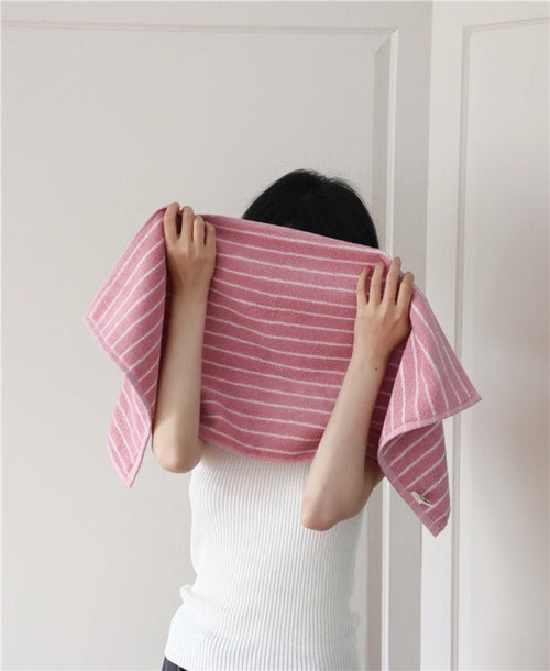 Ultra Soft Absorbent Retro Stripe Bath Towel - 100% Organic Cotton - Aubaines À GO-GO