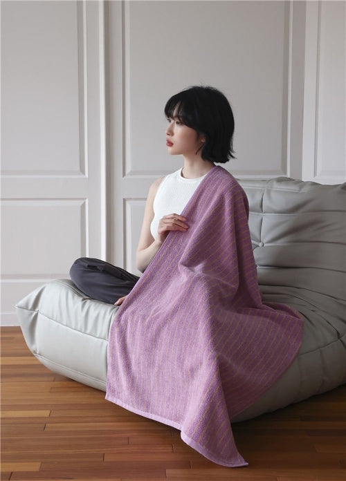 Ultra Soft Absorbent Retro Stripe Bath Towel - 100% Organic Cotton - Aubaines À GO-GO